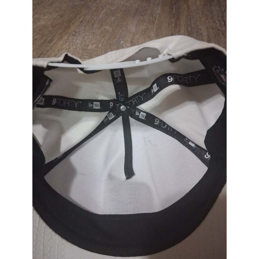 Baseball Caps - Picture 6 of 7